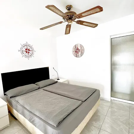 Beachhouse La Palma 아파트 *