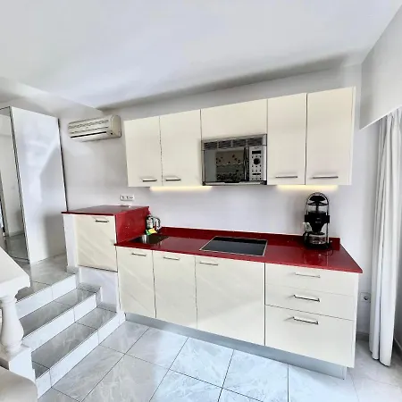 Beachhouse La Palma 아파트 *