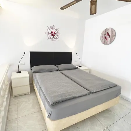 Beachhouse La Palma 코스타카르마