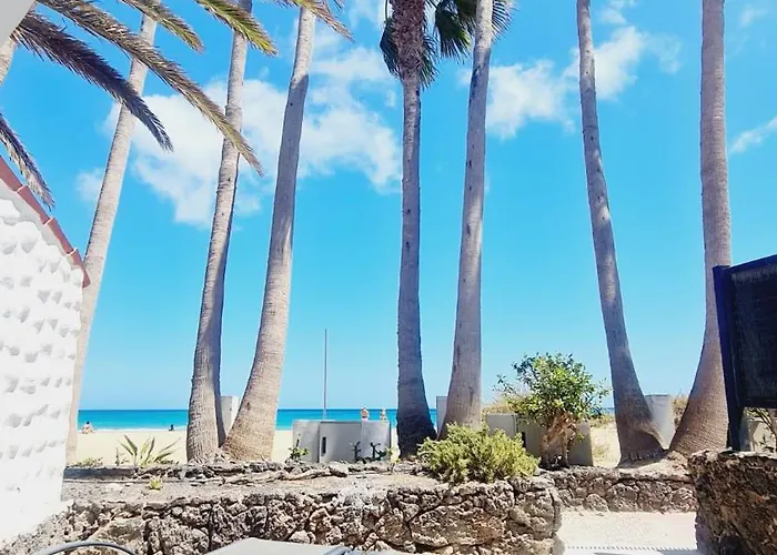 Beachhouse La Palma كوستا كالما
